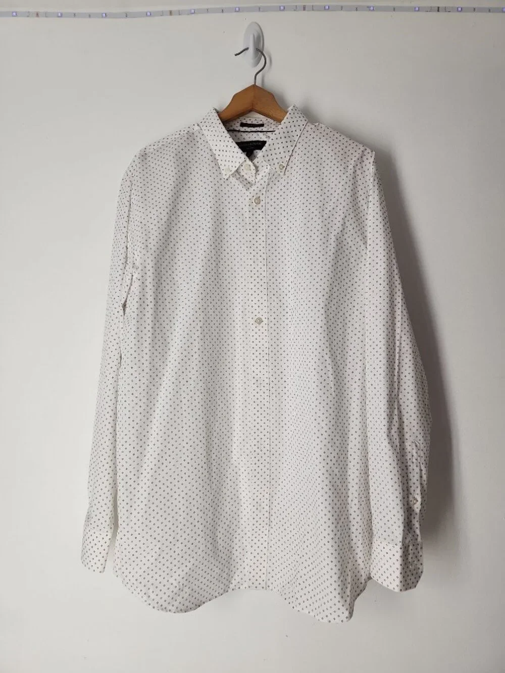 Banana Republic Slim Fit Non-Iron long sleeves shirt white floral geo men's XL